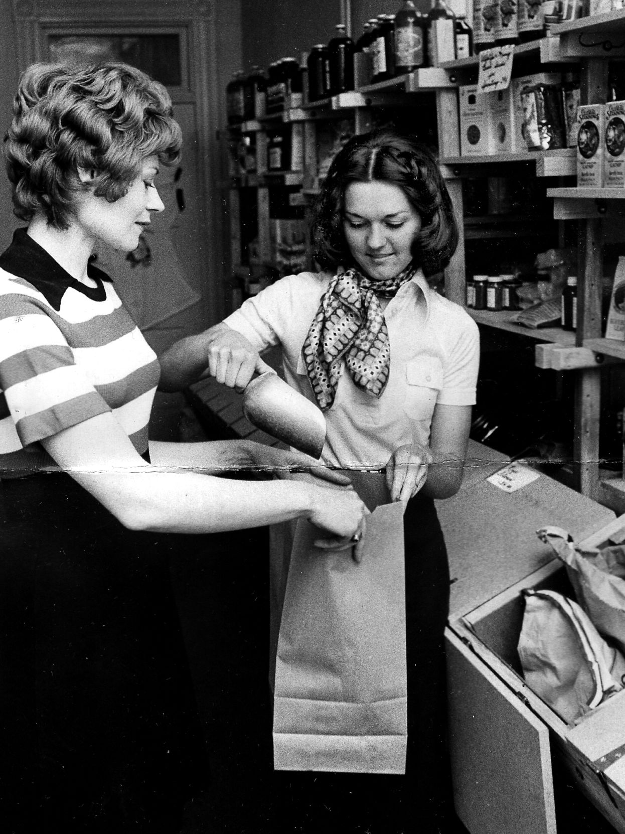 1976-06-06 Natural Foods
